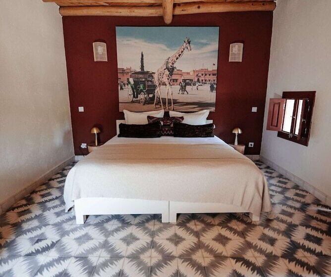 هتل Domaine De Tameslohte