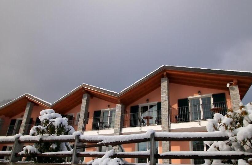 ホテル Garni Viggiona