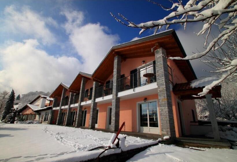 ホテル Garni Viggiona