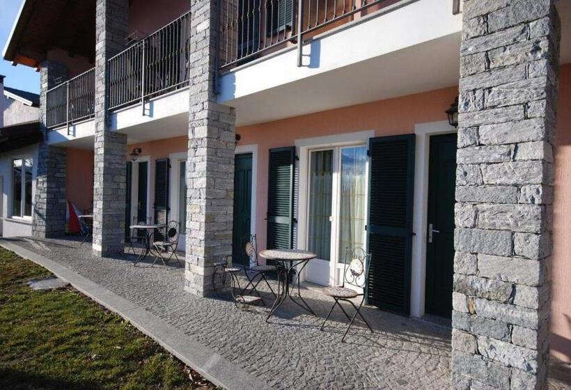 ホテル Garni Viggiona