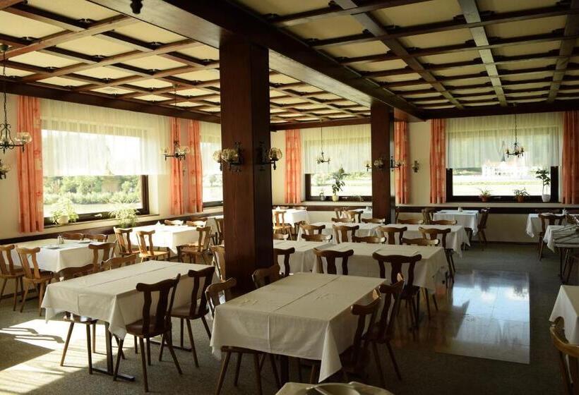 Hotel Gasthof S'schatzkastl