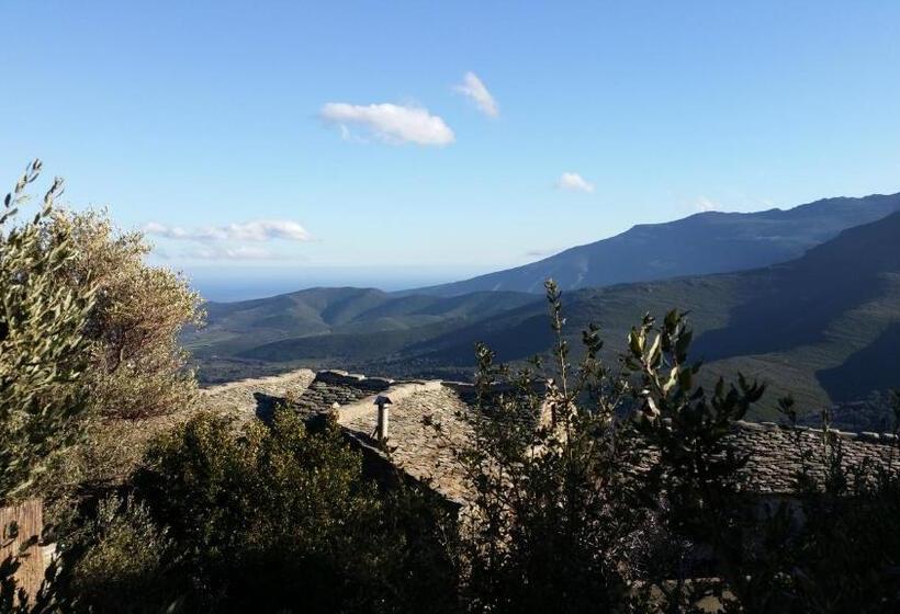 호텔 Hôtel Restaurant Les Chasseurs