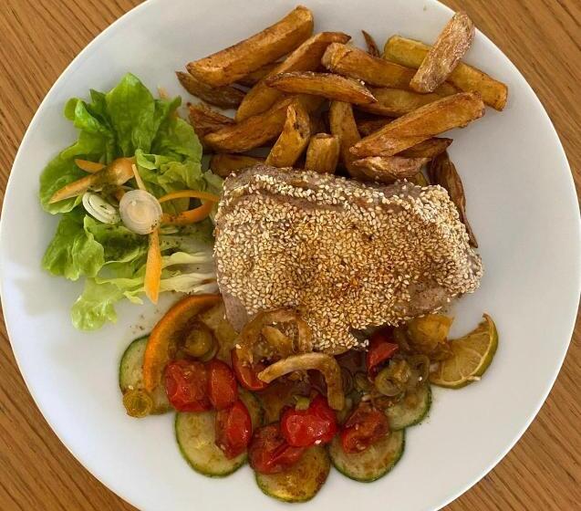 Отель Hôtel Restaurant Petra Cinta