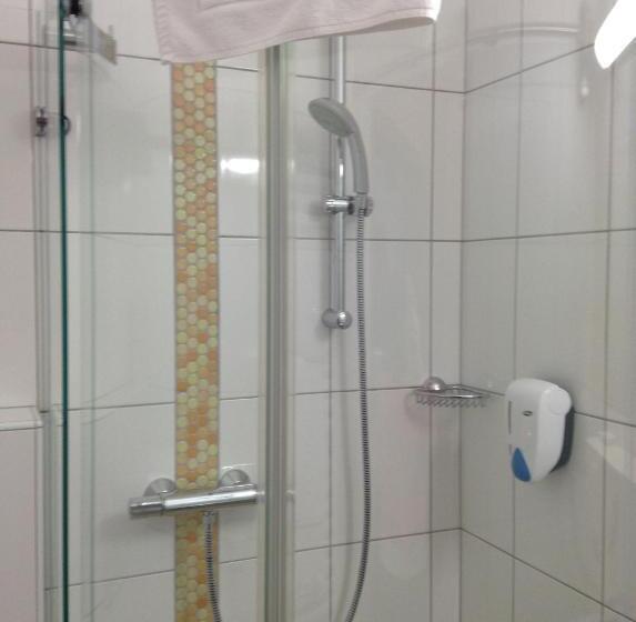 ホテル Leonsteinerhof