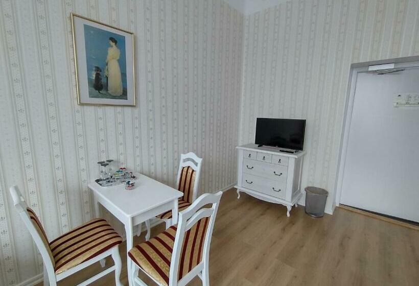 בית מלון כפרי Liahof