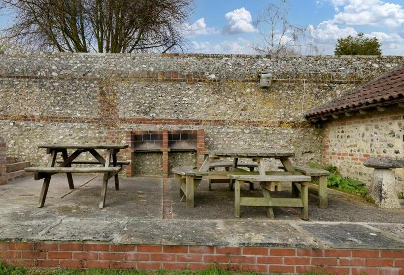 ホテル Luccombe Farm Holiday Cottages