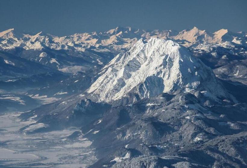 فندق Mayer   Wirtshaus Und Dorf