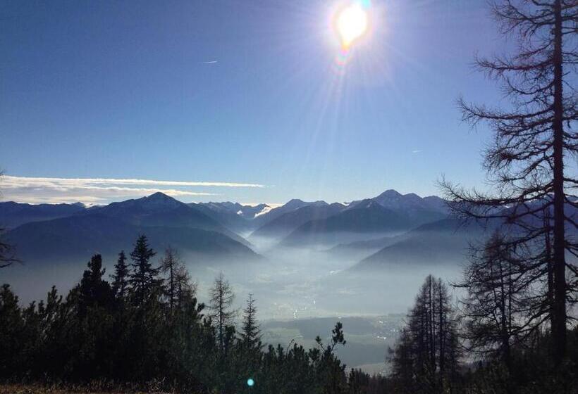 فندق Mayer   Wirtshaus Und Dorf