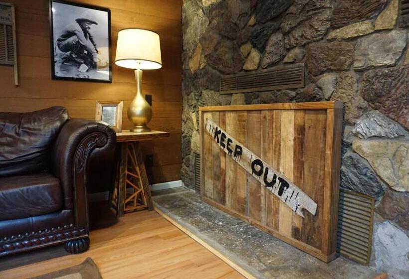 酒店 Shaver Lake Village