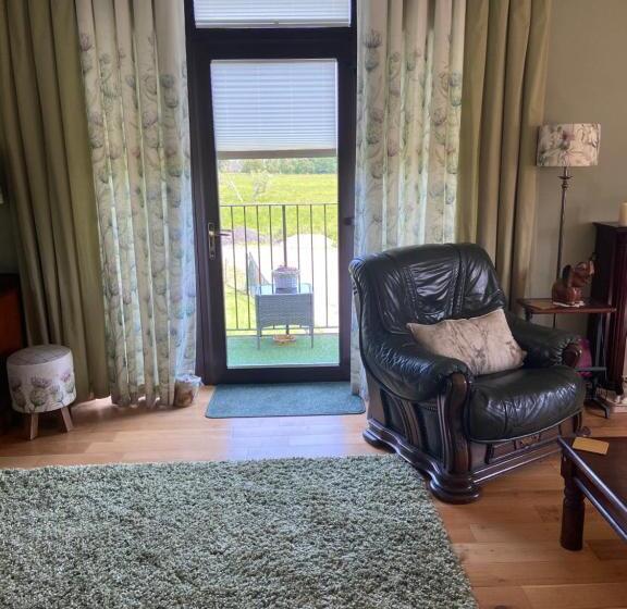 فندق Shenavallie Farm