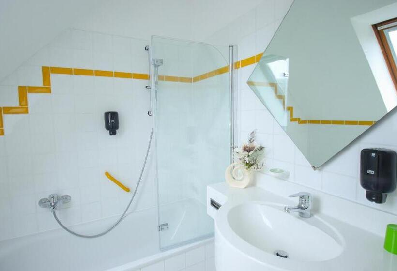 Inselhotel Kleiner Bodden