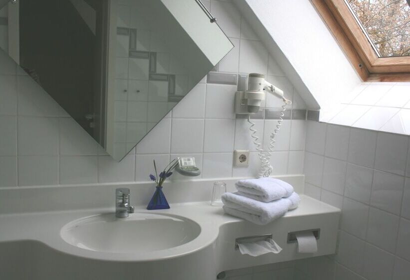 Inselhotel Kleiner Bodden