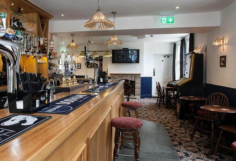 בית מלון כפרי The Black Dog Inn