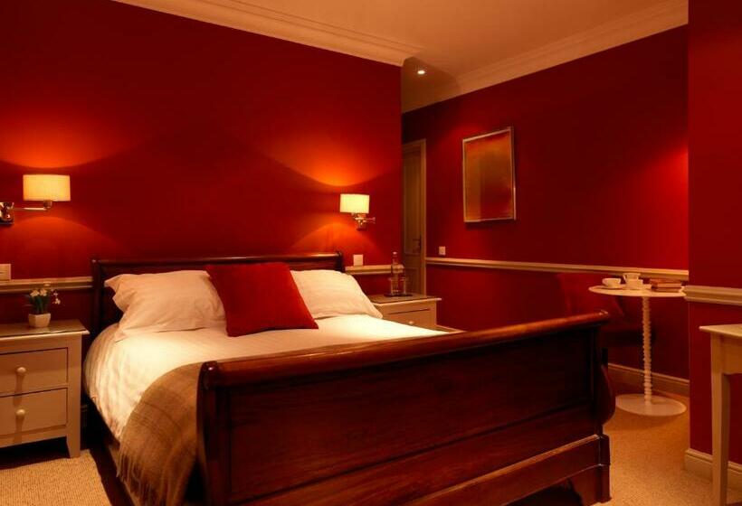 Отель The Devonshire Fell