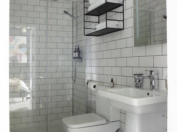 בית מלון כפרי The Royston