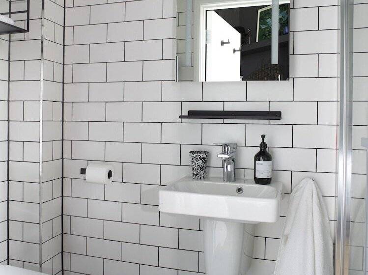 בית מלון כפרי The Royston