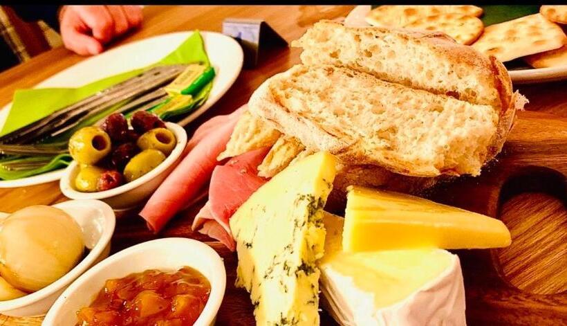 בית מלון כפרי The Stanwick