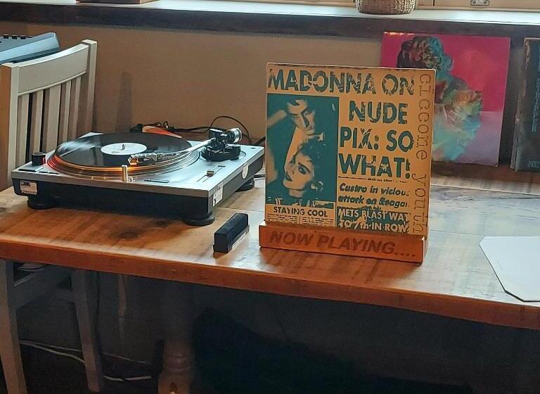 Отель Trawden Arms Community Owned Pub