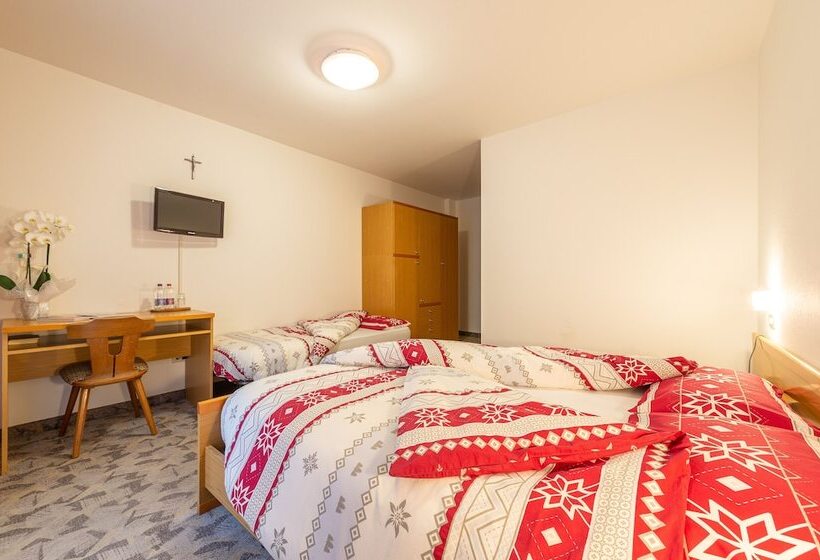 فندق Villa Clara