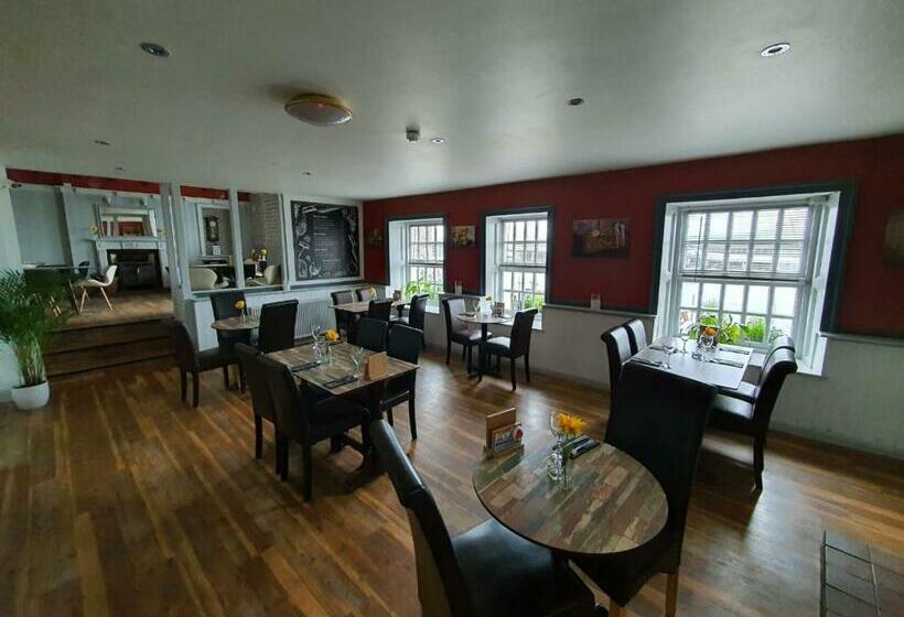 호텔 Ye Olde Fighting Cocks