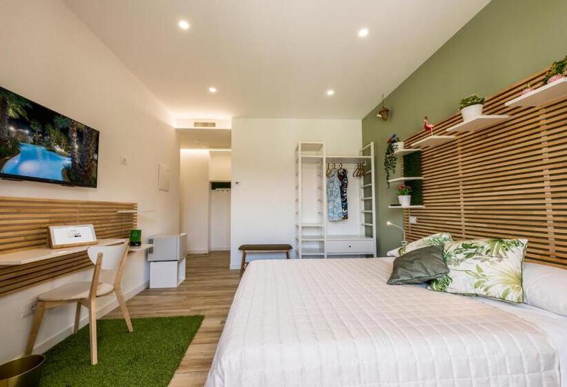 Il Parco Dei Poeti B&b