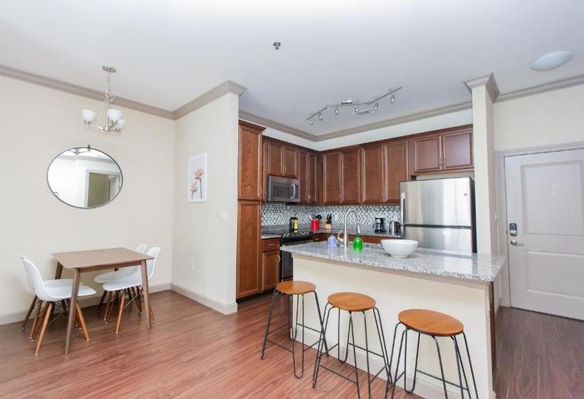 Kasa Central West End St Louis