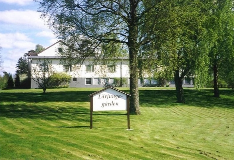 Lärjungagården   Hostel