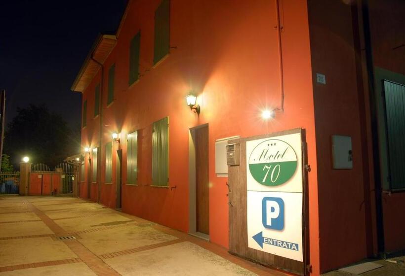 Motel 70