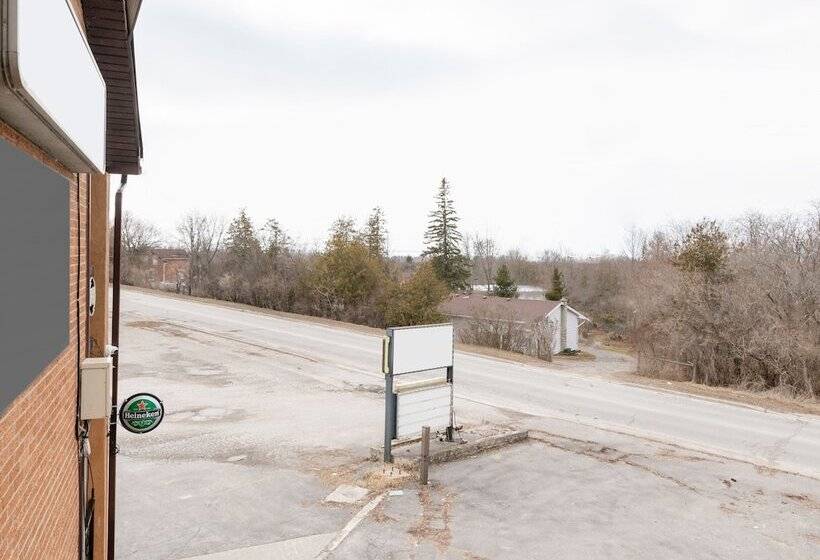 فندق على الطريق Beaverton On   Lake Simcoe