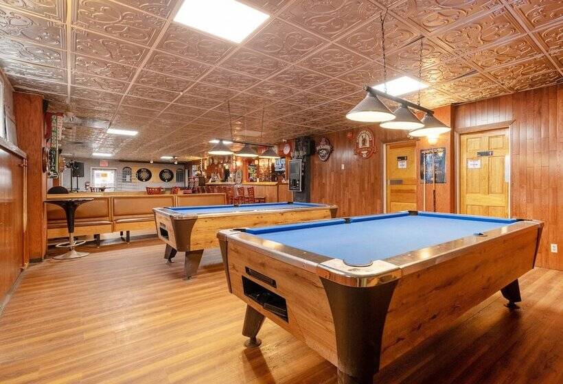 فندق على الطريق Beaverton On   Lake Simcoe