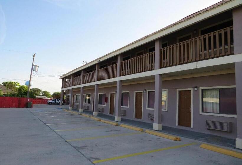 Мотель Executive Inn Laguna Vista