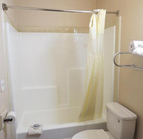 Мотель Executive Inn Laguna Vista