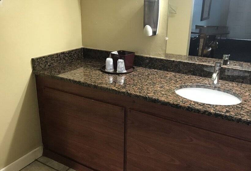 فندق على الطريق Immokalee Inn