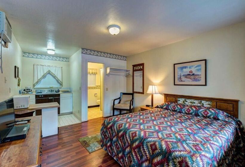 모텔 Lake Shasta Lodge