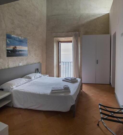 Ostello Del Castello Di Santa Severa