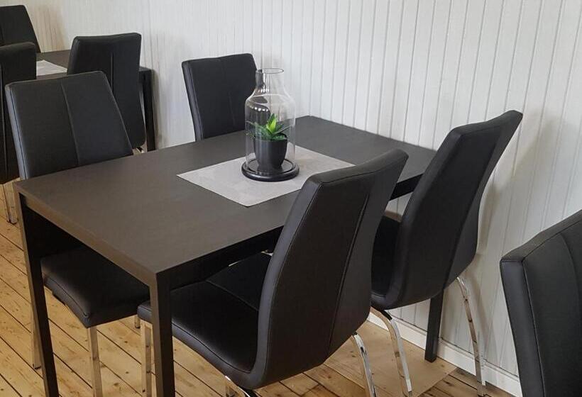 פנסיון Alkoven Logi