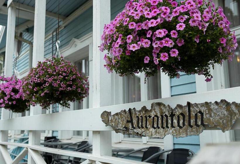 פנסיון Aurantola