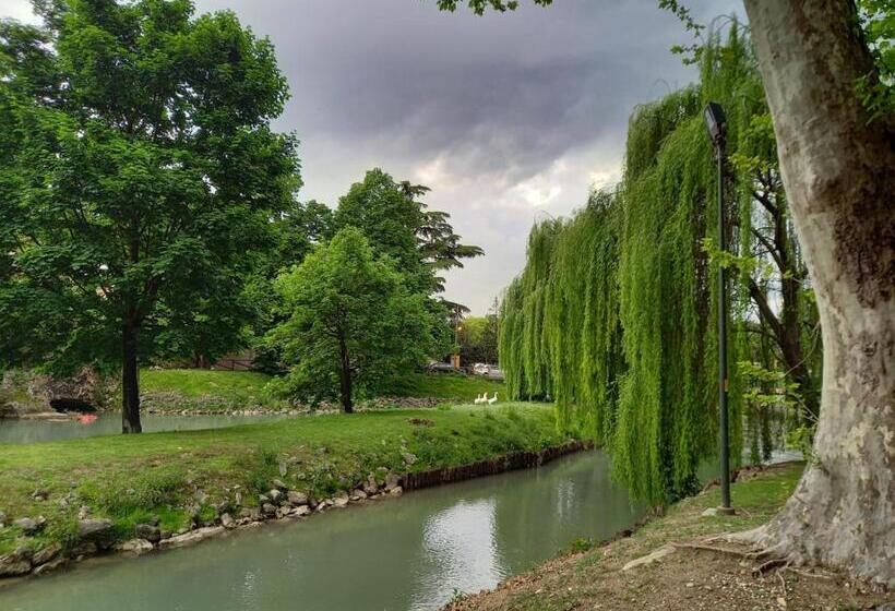 펜션 Borgo Barucchella