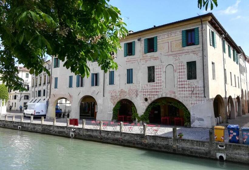 펜션 Borgo Barucchella