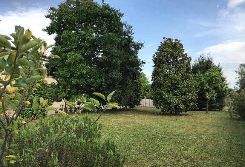 펜션 Borgo Barucchella