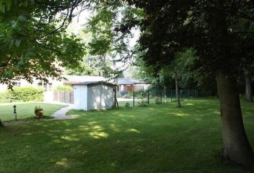 ペンション Chambres D Hotes Spa Château D Omiécourt