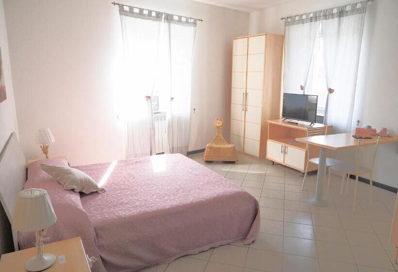 بنسيون Miniappartamenti, Camere Lanterna Blu