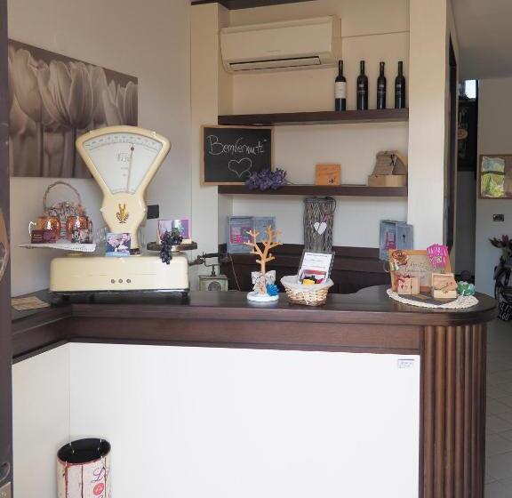 بنسيون Miniappartamenti, Camere Lanterna Blu