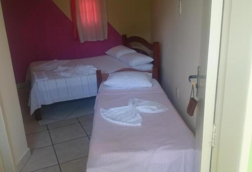 פנסיון Pousada Recanto Lagoa Azul