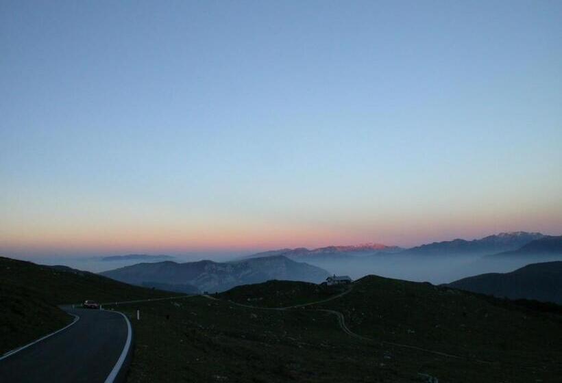 膳宿费 Rifugio Monte Baldo