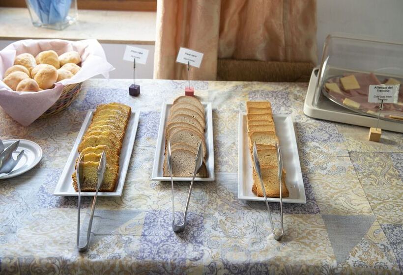 膳宿费 Rifugio Monte Baldo