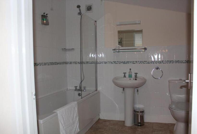 ペンション The Dove Inn