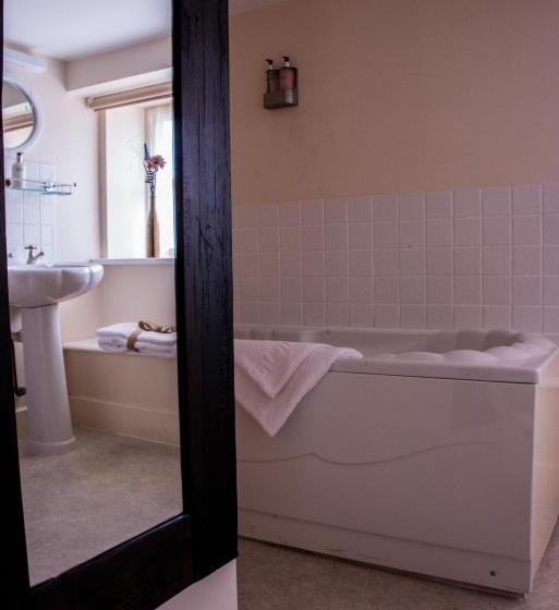 ペンション The Dove Inn