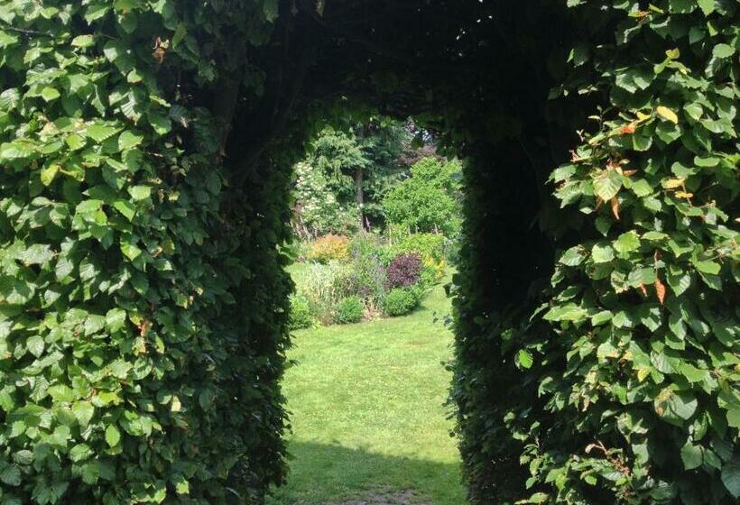 بنسيون Trigony Hotel And Garden Spa