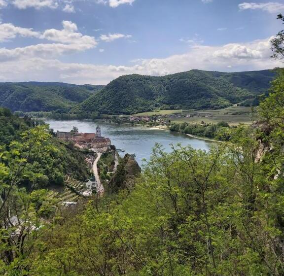 Pension Landhaus Ingrid B&b